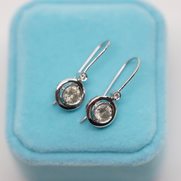 Platinum and Diamond 1.33 Carat Earrings - Picture 7 of 8